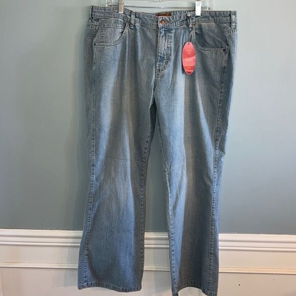 Women’s plus size 22 WM Lee One True Fit Jeans New with tags - Picture 2 of 12
